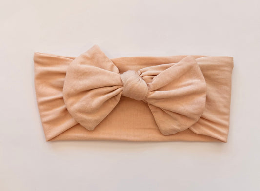 Knotted Bamboo Bow in Soft Pink